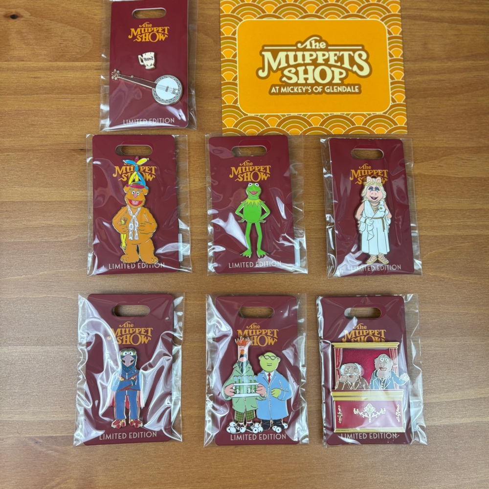 Mickeys of Glendale The Muppet Show Studio Exclusive Collectible Pin Full Set